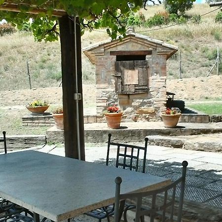 Ferienwohnung Casale Poggio Colpiccione Passignano sul Trasimeno Exterior foto