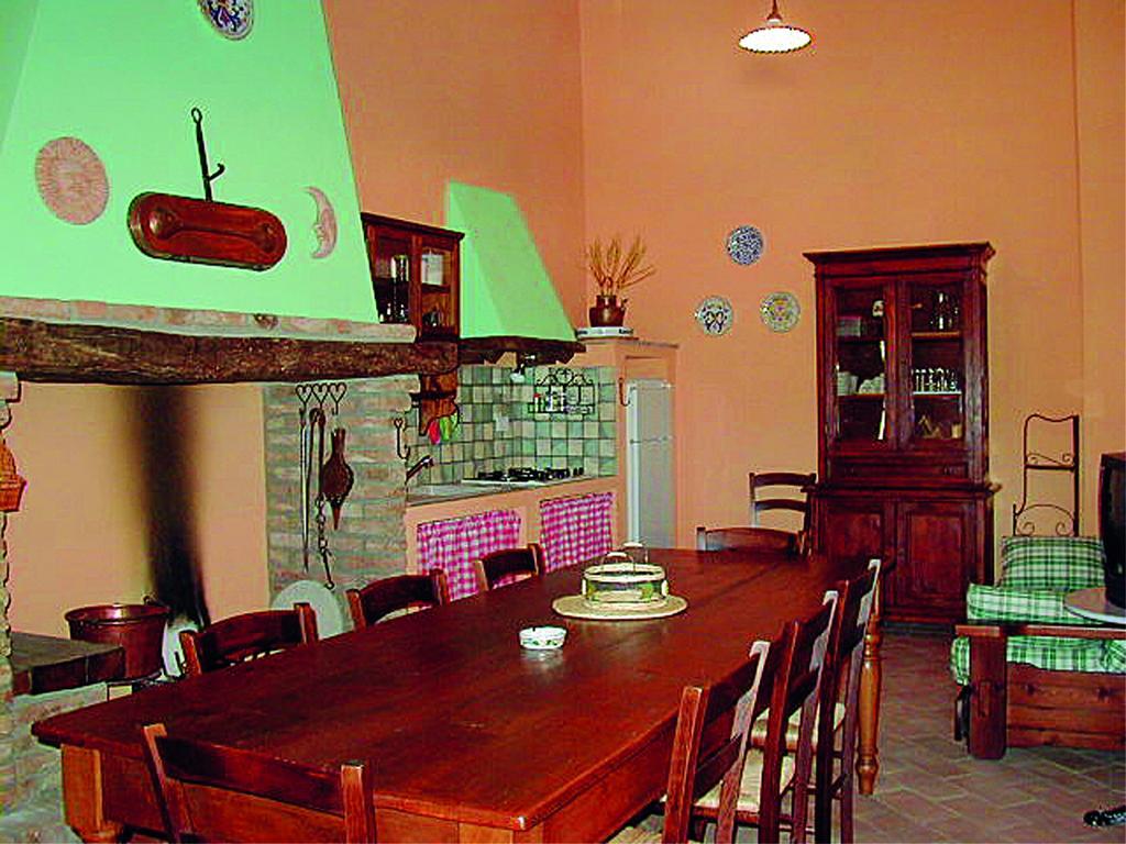 Ferienwohnung Casale Poggio Colpiccione Passignano sul Trasimeno Exterior foto