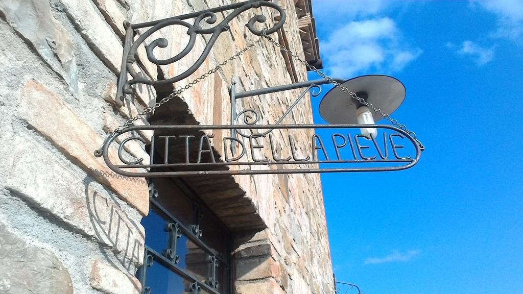 Ferienwohnung Casale Poggio Colpiccione Passignano sul Trasimeno Exterior foto