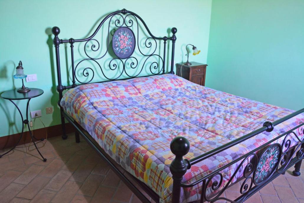Ferienwohnung Casale Poggio Colpiccione Passignano sul Trasimeno Exterior foto